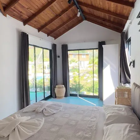 Hotel apartamentowy Zirkon Valley Boutique *