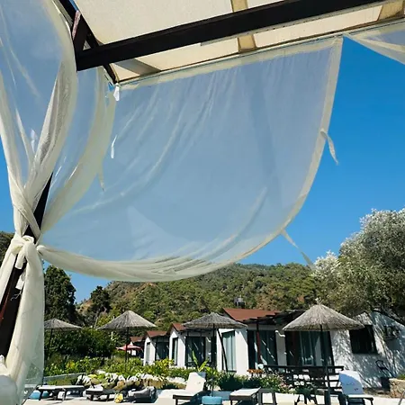 Hotel apartamentowy Zirkon Valley Boutique